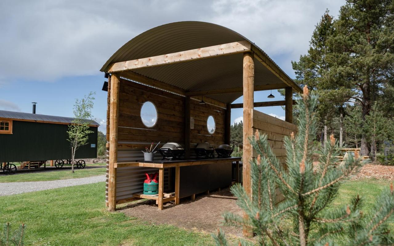 Highland Shepherd Huts Nethy Bridge Bagian luar foto